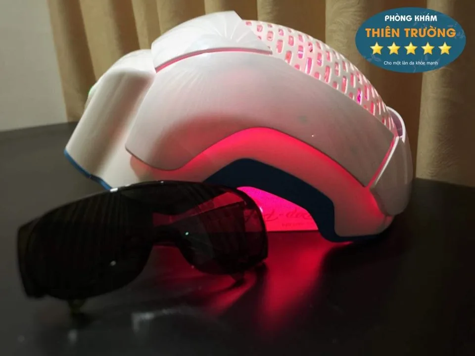 Hình ảnh: Công nghệ hỗ trợ điều trị rụng tóc tại Phòng khám Da liễu Thẩm mỹ Thiên Trường