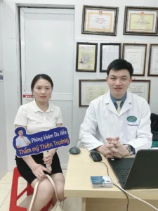 Hình ảnh: Bệnh nhân đến khám da.