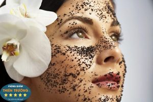 Hình ảnh: Tẩy da chết bằng cà phê