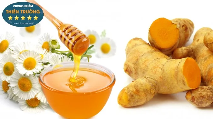 Hình ảnh: Tẩy da chết bằng nghệ và mật ong