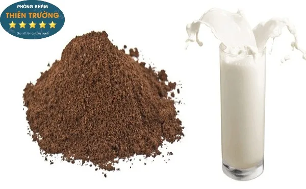 Hình ảnh: Tẩy tế bào chết chết da mặt bằng cà phê và sữa tươi