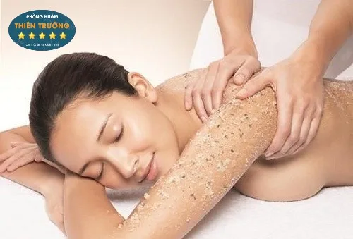 Hình ảnh: Thư giãn tẩy da chết toàn thân