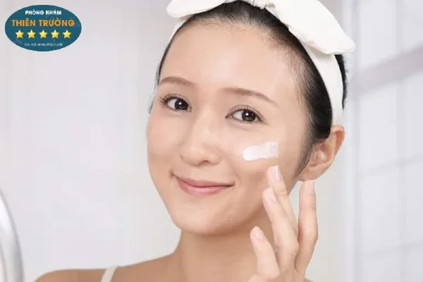 Hình ảnh: Dưỡng ẩm cho da