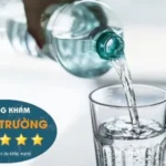 Hình ảnh: Hãy uống nước đầy đủ.