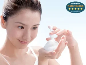 Hình ảnh: Cần rửa sạch mặt thật sạch.