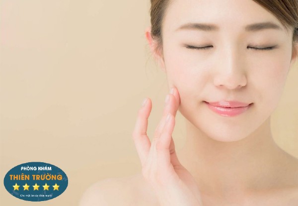 Hình ảnh: Làm sạch da đúng cách