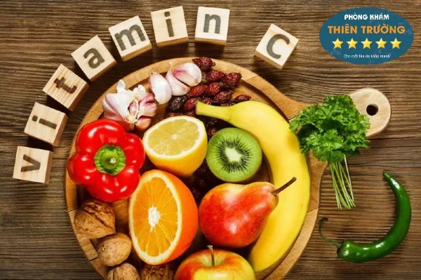 Hình ảnh: Nên bổ sung vitamin C.