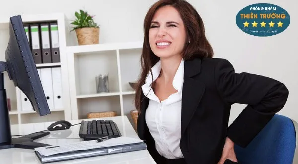 Hình ảnh: Gây áp lc nhiều cho vùng mông là nguyên nhân gây nên mụn.