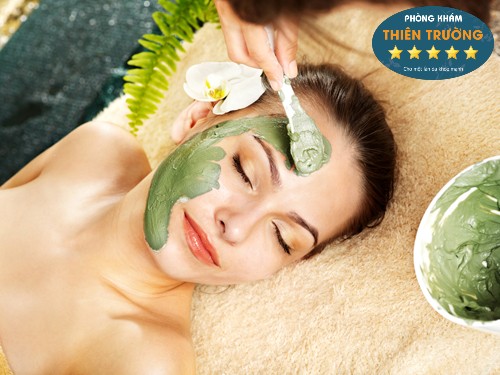 Hình ảnh: Đắp nạ nạ cho da mặt