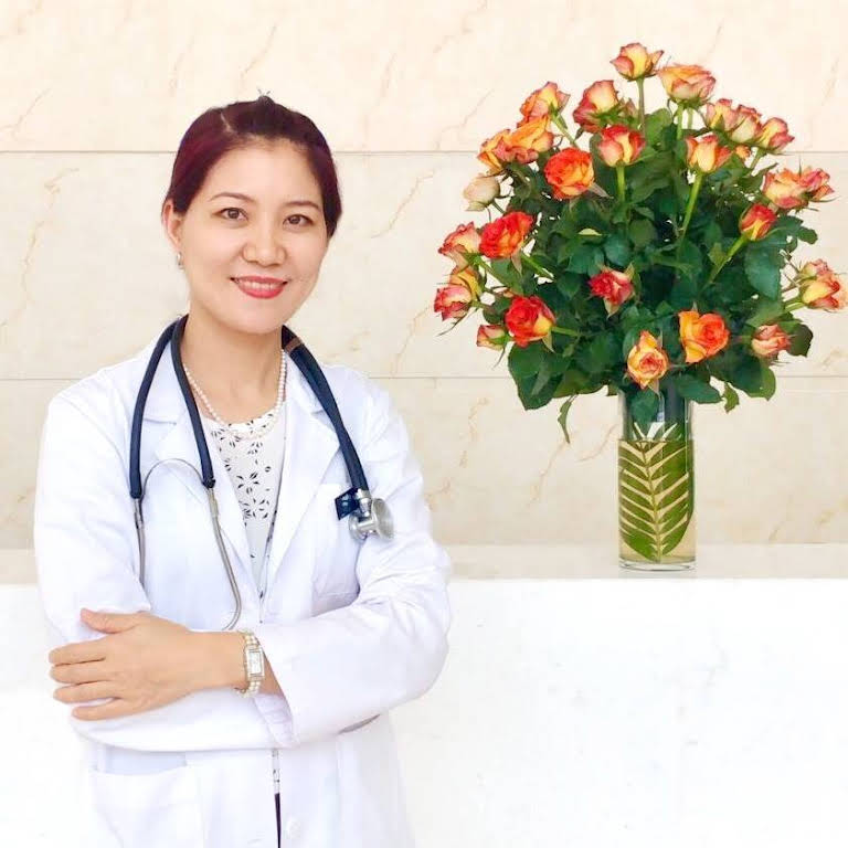 Hình ảnh: Bác sĩ Lê Thị Thu Hằng.